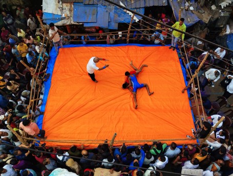 Street wrestling