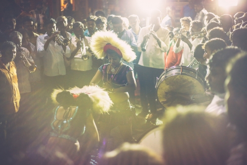 Lights ON - Roadside Dance Troop