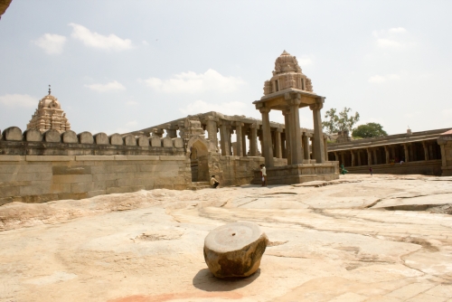 The Swing Pavilion,Veerabhadra Temple,Lepakshi,A.P